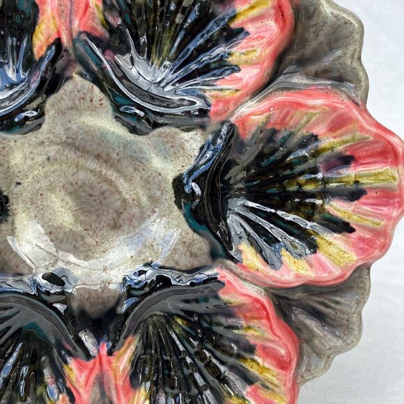 Fives Lille French Majolica 6 Well Oyster Plate - Picture 5 of 16